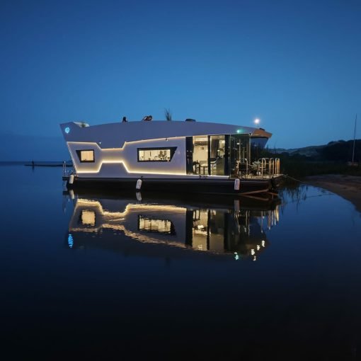 Namelis nr. 6 Luxury. Reikalingos laivavedžio teisės