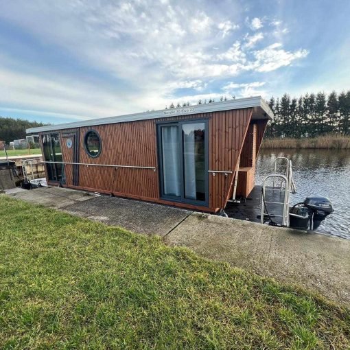 Namelis nr. 1. Be laivavedžio teisių