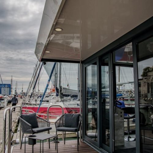 Namelis nr. 6 Luxury. Reikalingos laivavedžio teisės Namelis nr. 6 Luxury. Reikalingos laivavedžio teisės