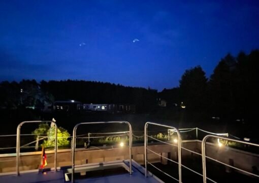 Namelis nr. 5 su sauna. Reikalingos laivavedžio teisės Namelis nr. 5 su sauna. Reikalingos laivavedžio teisės