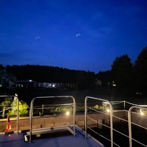 Namelis nr. 5 su sauna. Reikalingos laivavedžio teisės Namelis nr. 5 su sauna. Reikalingos laivavedžio teisės