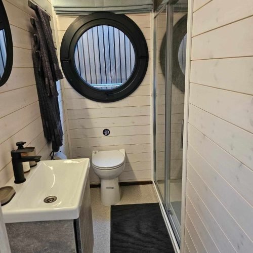 Namelis nr. 1. Be laivavedžio teisių