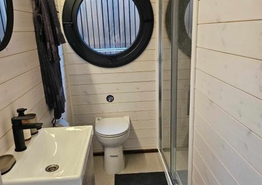 Namelis nr. 1. Be laivavedžio teisių